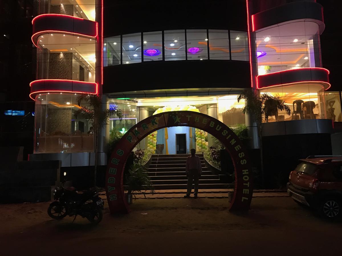 Hyders Park The Business Hotel Thanjavur Extérieur photo