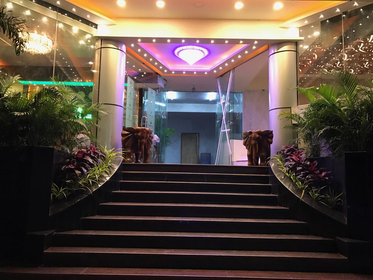 Hyders Park The Business Hotel Thanjavur Extérieur photo