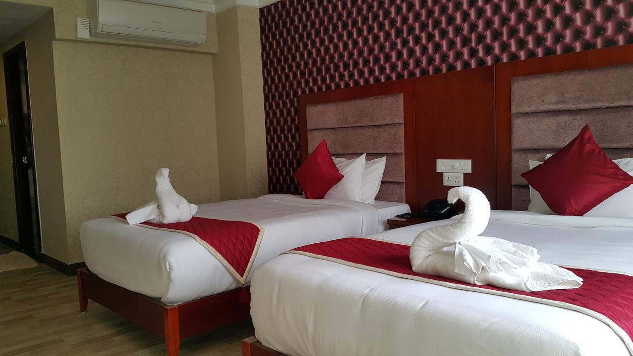 Hyders Park The Business Hotel Thanjavur Extérieur photo