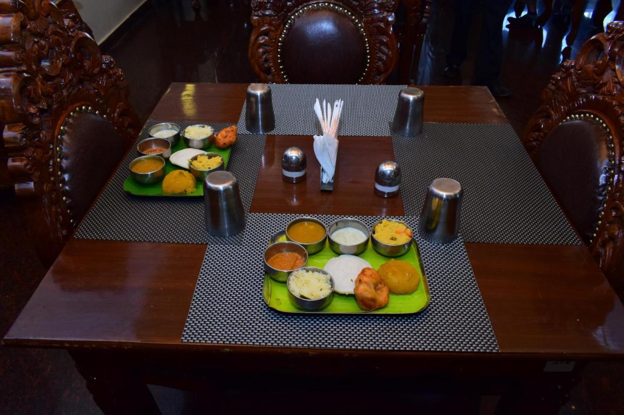 Hyders Park The Business Hotel Thanjavur Extérieur photo